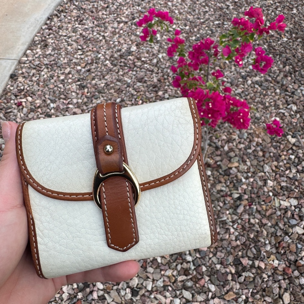 Dooney bourke wallet purse